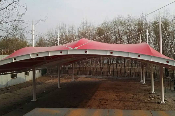 鸟岛全键卡丁车罩棚工程