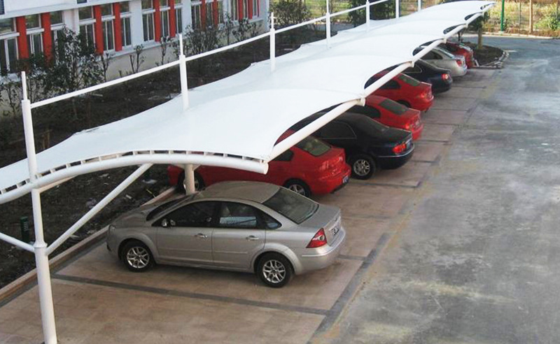 充电桩膜结构停车棚厂家进行施工注意事项(图1)